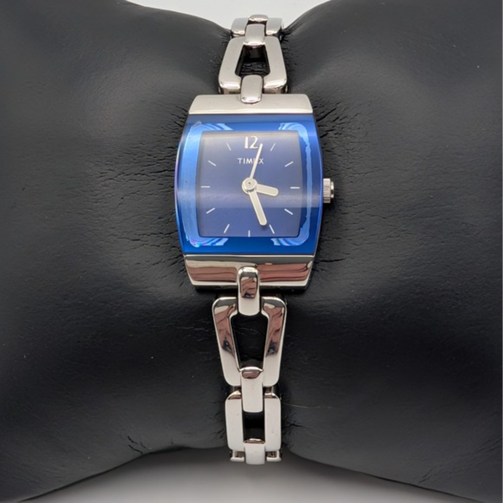 Timex Blue Translucent Case Bracelet‎ Watch Quartz Stainless Steel Back Runs
